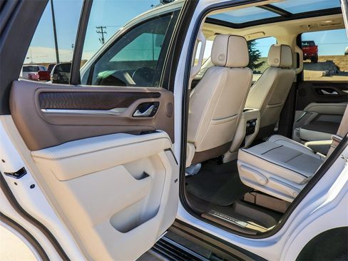 Used 2022 GMC Yukon Denali image 29