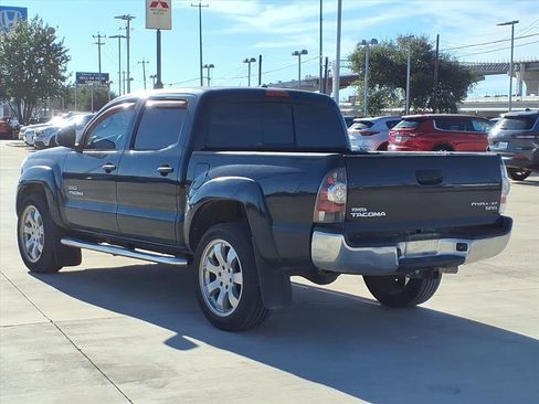 Used 2011 Toyota Tacoma PreRunner image 7