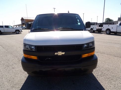 Used 2021 Chevrolet Express 2500 w/ Safety Package RWD image 12