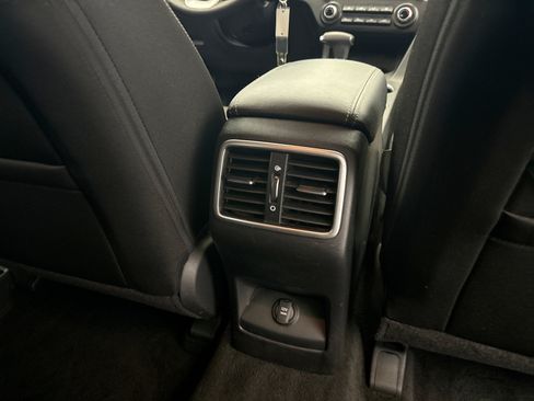 Used 2021 Kia Sportage LX AWD/4WD image 21