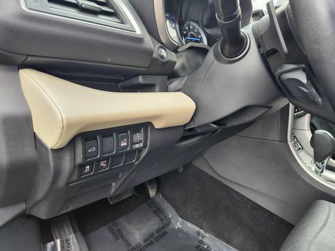 Used 2019 Subaru Ascent Limited image 14