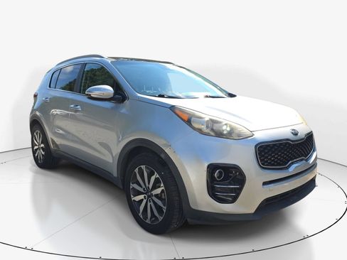 Used 2017 Kia Sportage EX w/ EX Premium Package FWD image 2