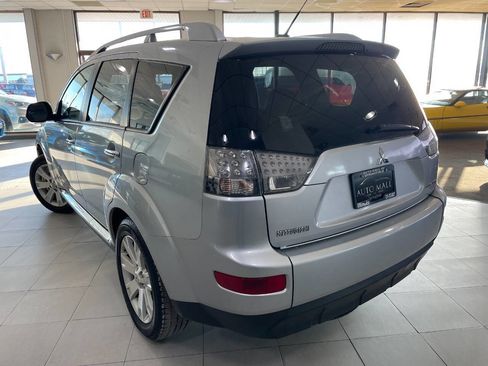 Used 2009 Mitsubishi Outlander SE image 5