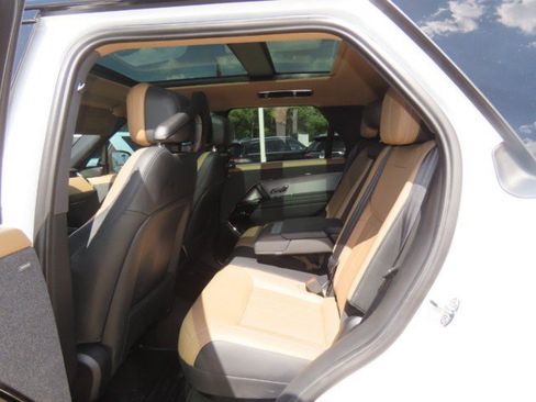 Used 2025 Land Rover Range Rover Sport Dynamic SE AWD/4WD image 19
