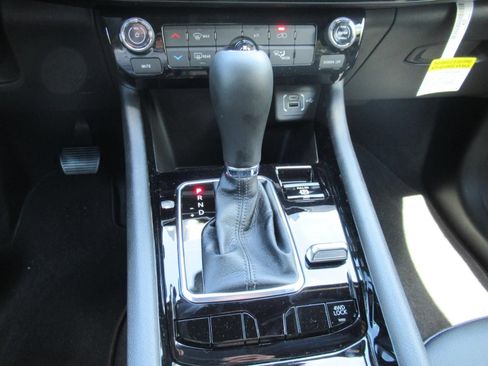 New 2026 Jeep Compass Latitude AWD/4WD image 26