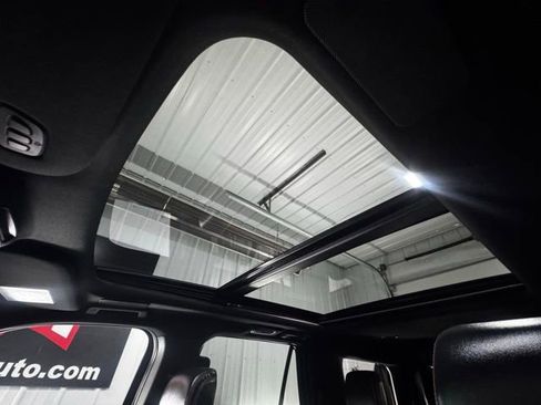 Used 2024 Ford Expedition Platinum image 20