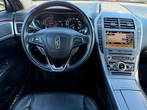 Used 2017 Lincoln MKZ Reserve FWD image 16