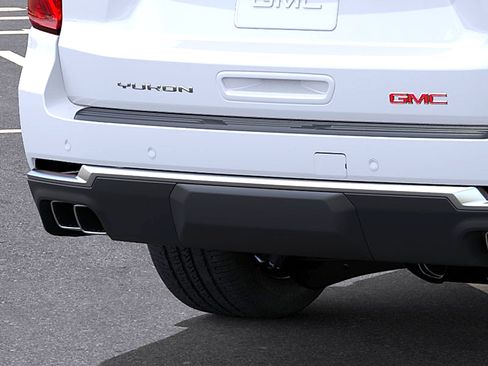New 2026 GMC Yukon XL Denali w/ Denali Reserve Package AWD/4WD image 14