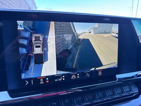 New 2026 Chevrolet Silverado 1500 ZR2 w/ LPO, Dark Essentials Package AWD/4WD image 29