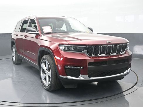 Used 2021 Jeep Grand Cherokee L Limited image 9
