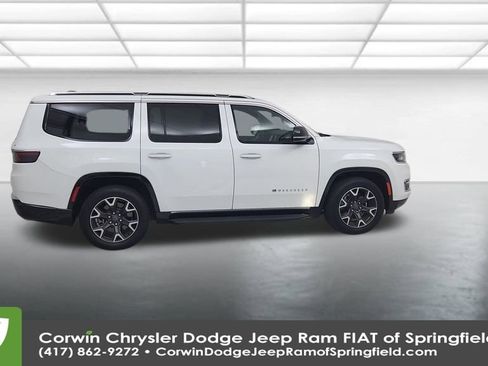 Certified 2024 Jeep Wagoneer Series III image 15