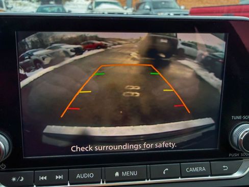 Certified 2022 Nissan Altima 2.5 SV w/ SV Premium Package image 10