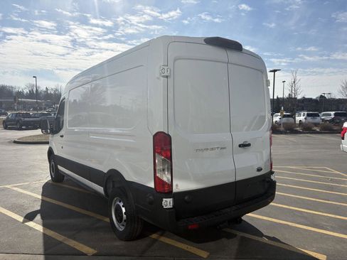 New 2025 Ford Transit 250 148 Medium Roof image 4
