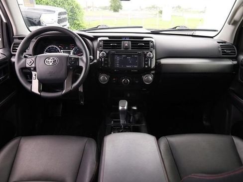 Used 2019 Toyota 4Runner TRD Off-Road Premium AWD/4WD image 22