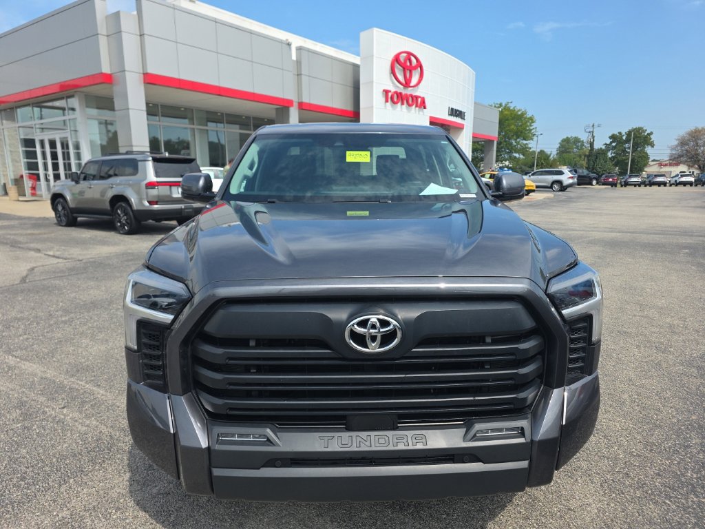 Used 2024 Toyota Tundra SR5 w/ SR5 Convenience Package AWD/4WD image 2
