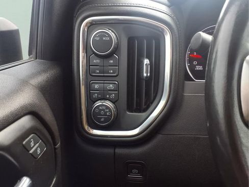 Used 2023 Chevrolet Silverado 2500 LT w/ Convenience Package AWD/4WD image 16