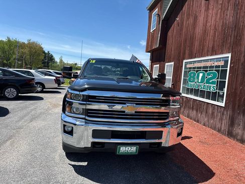 Used 2016 Chevrolet Silverado 2500 LT w/ LT Fleet Convenience Package AWD/4WD image 3