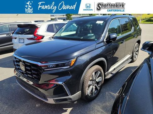 Used 2024 Honda Pilot Elite image 1