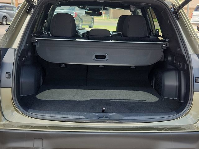 Used 2026 Subaru Forester Premium AWD/4WD image 9