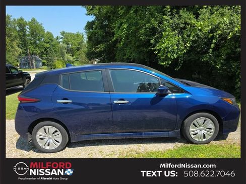 Certified 2024 Nissan Leaf S FWD image 4