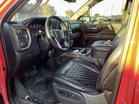Used 2019 Chevrolet Silverado 1500 LT Trail Boss image 11