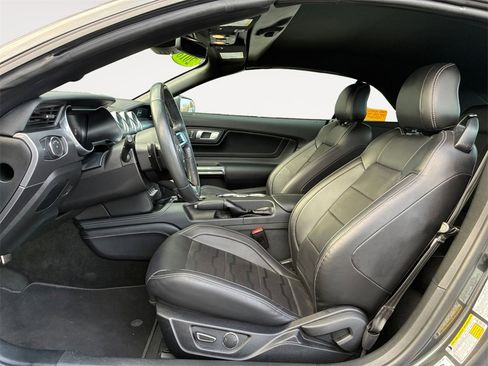 Used 2018 Ford Mustang GT Premium w/ Equipment Group 401A image 9