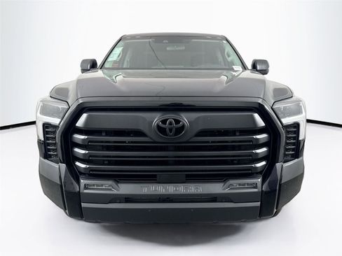 Used 2023 Toyota Tundra SR5 w/ SR5 Convenience Package AWD/4WD image 8