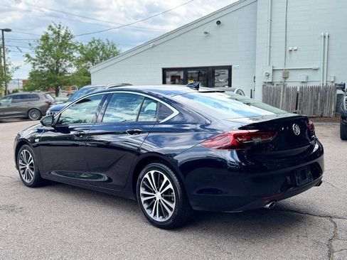 Used 2019 Buick Regal Essence AWD/4WD image 4
