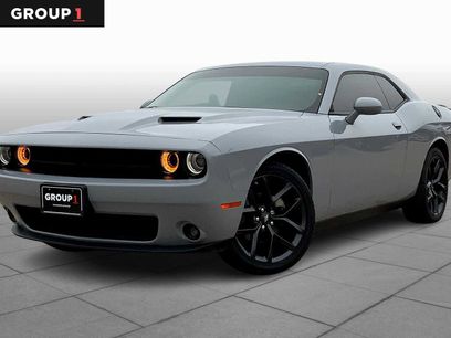 Used 2022 Dodge Challenger SXT w/ Driver Convenience Group