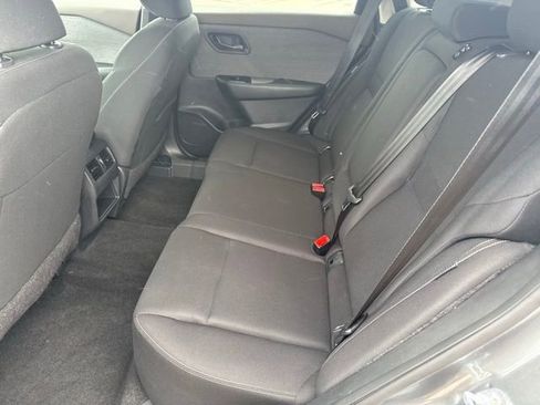 Used 2023 Nissan Rogue S image 13