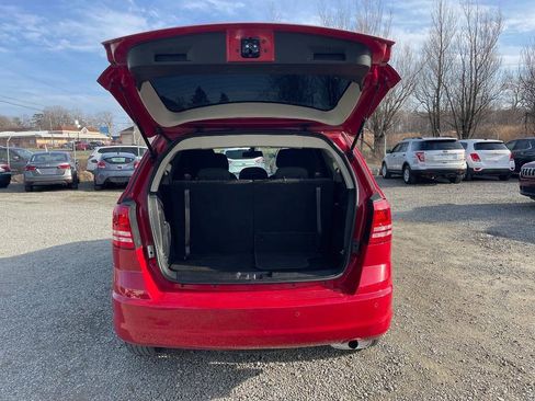 Used 2020 Dodge Journey SE w/ SE Popular Equipment Group FWD image 28