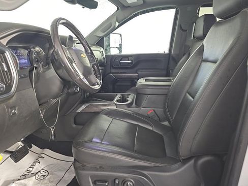 Used 2020 Chevrolet Silverado 3500 LTZ w/ LTZ Premium Package AWD/4WD image 5