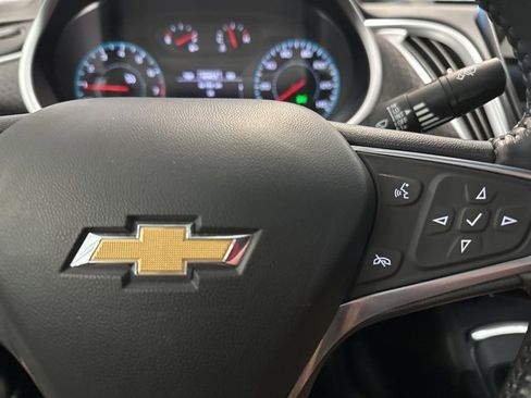 Used 2022 Chevrolet Malibu RS image 22