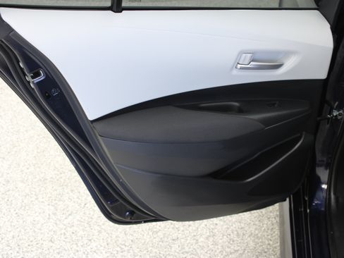 Certified 2026 Toyota Corolla SE FWD image 23