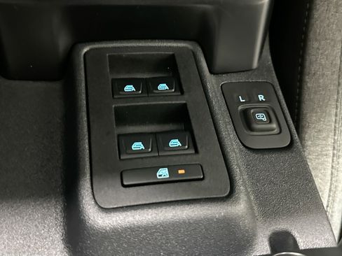 Used 2025 Ford Bronco Big Bend image 28