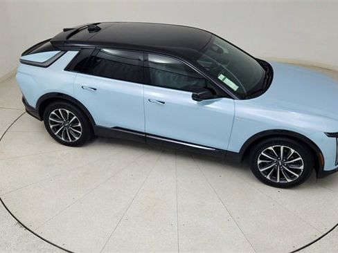 Used 2025 Cadillac Lyriq Sport image 76