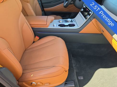 Certified 2025 Genesis GV80 2.5T Prestige AWD/4WD image 18