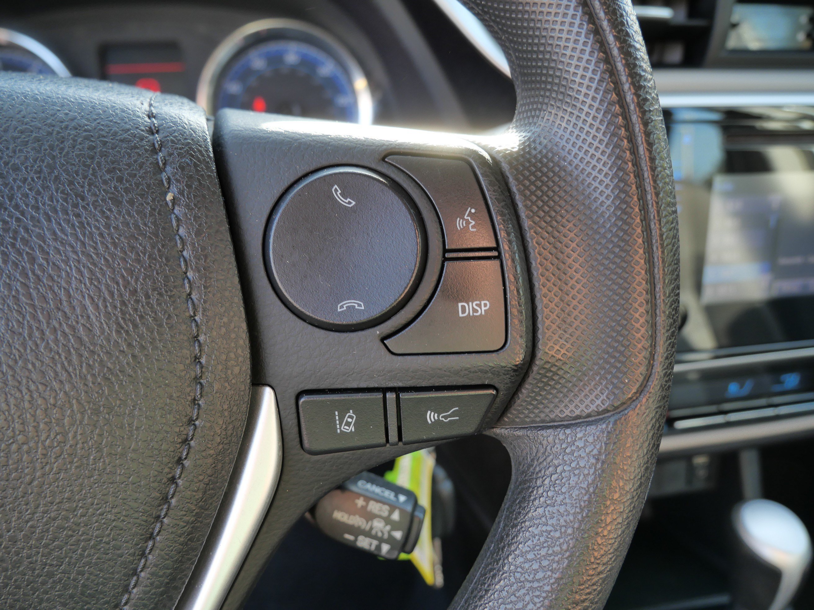 Certified 2019 Toyota Corolla LE FWD image 29