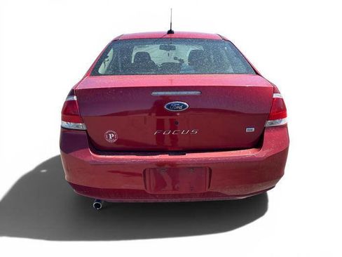 Used 2009 Ford Focus SE FWD image 4