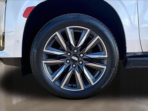 Used 2023 Cadillac Escalade Sport Platinum RWD image 8