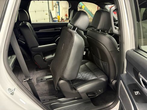 Used 2024 Kia Telluride EX X-Line image 25