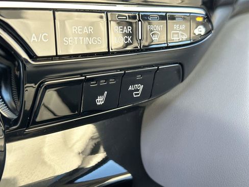 Certified 2023 Acura MDX SH-AWD w/ Technology Package image 26