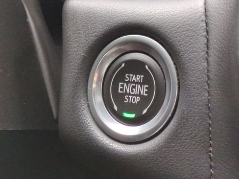 Certified 2022 Chevrolet Tahoe LT w/ LT Signature Plus Package image 36