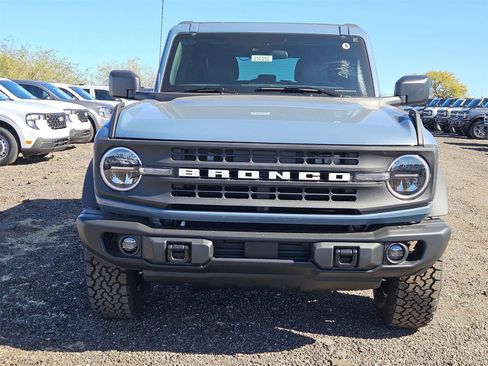 New 2025 Ford Bronco Big Bend w/ Black Diamond Package image 2