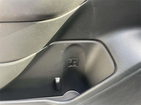 Used 2025 Subaru Forester Premium w/ Convenience Package #1 image 11