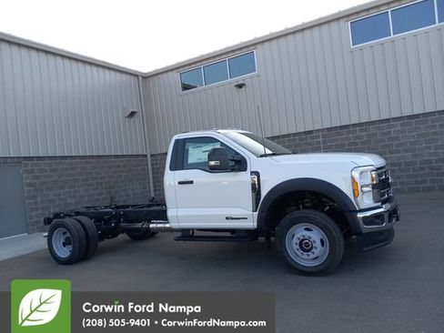 New 2025 Ford F550 4x4 Regular Cab Super Duty image 2