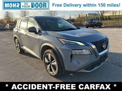 Used 2023 Nissan Rogue SL w/ SL Premium Package image 3