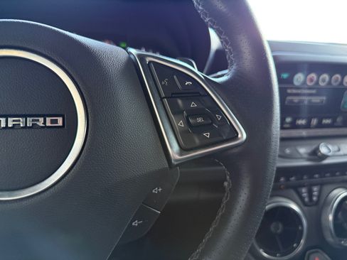 Used 2016 Chevrolet Camaro SS RWD image 12