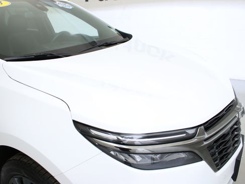 Used 2023 Chevrolet Equinox RS image 12