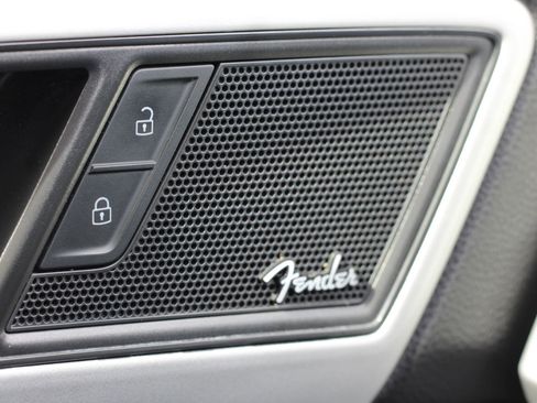 Used 2022 Volkswagen Atlas SEL Premium image 23